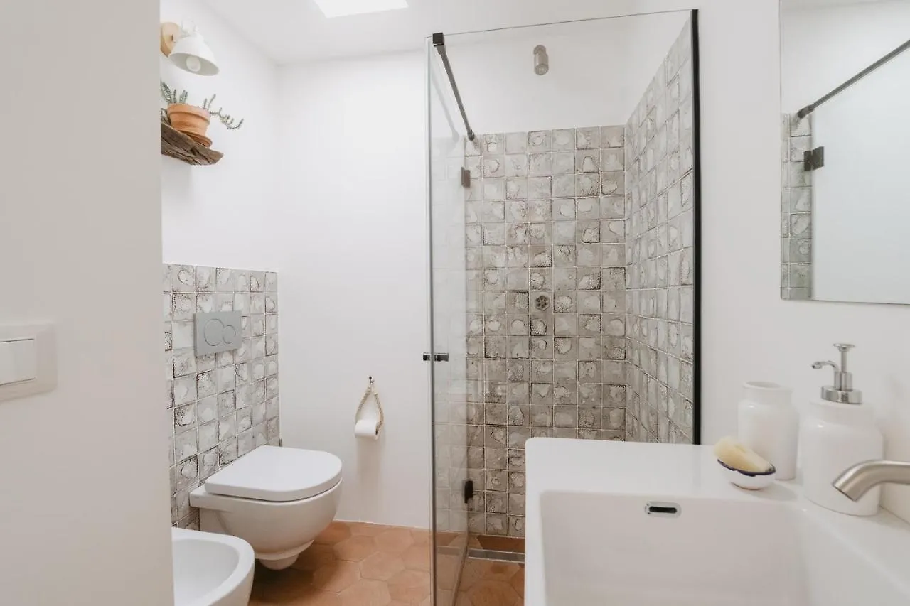 Homestay Casa Astura Apartment Capo d'Orlando Italy