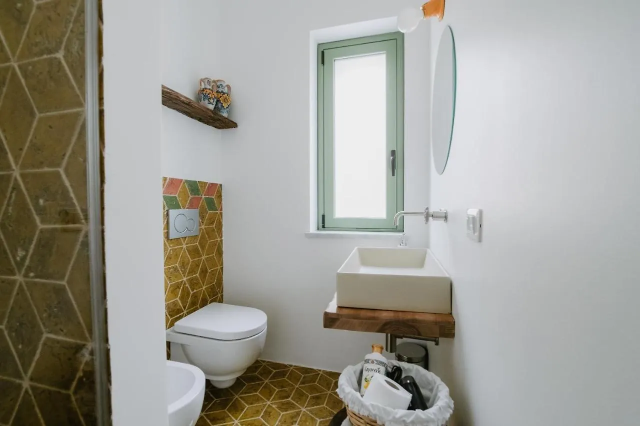 Homestay Casa Astura Apartment Capo d'Orlando