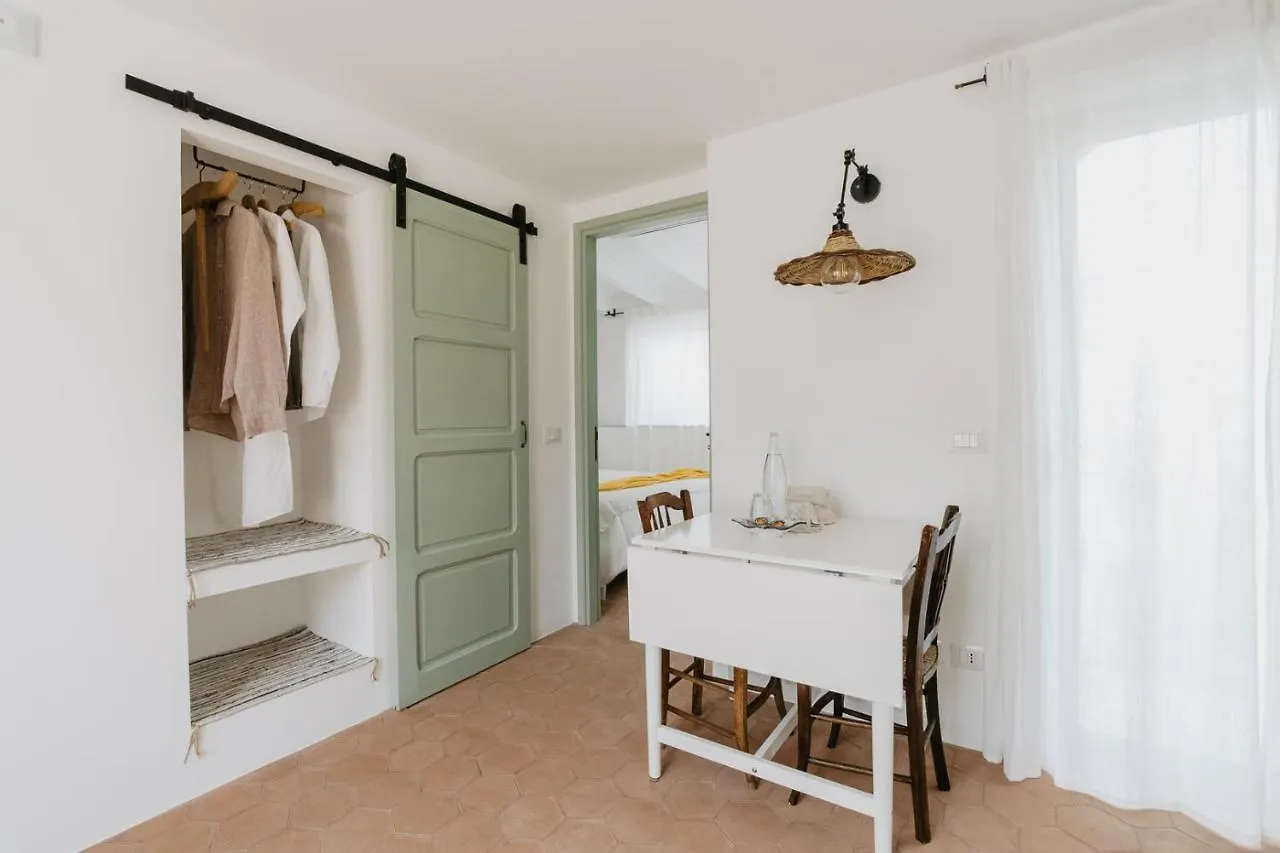Homestay Casa Astura Apartment Capo d'Orlando Italy